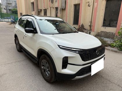 2024 Tata Safari Pure Plus S Dark