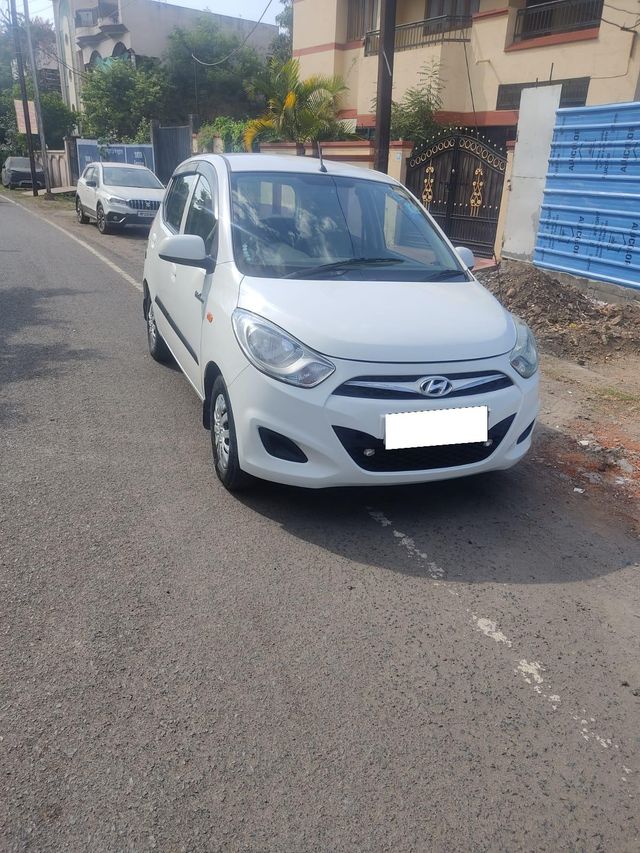 Hyundai i10 Magna Second-hand 2013 Hyundai i10 Magna for sale in Jabalpur