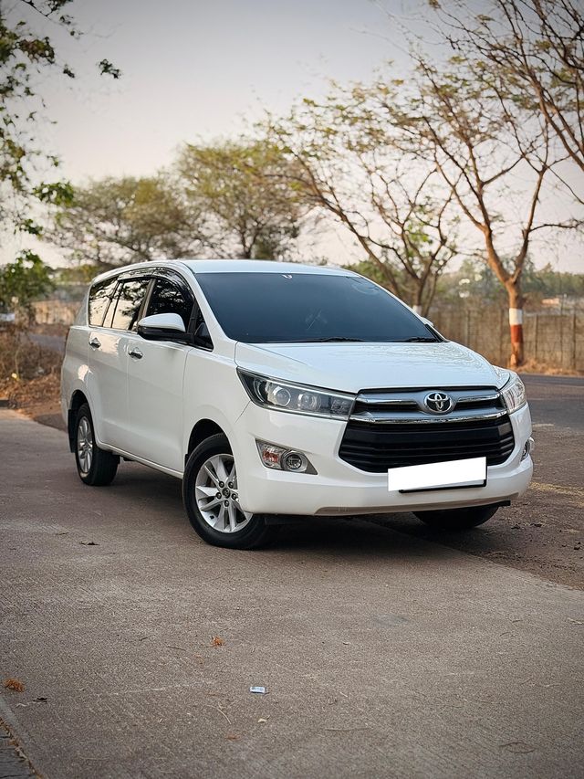 Second-hand 2018 Toyota Innova Crysta 2.4 VX MT 8S BSIV for sale in Nashik