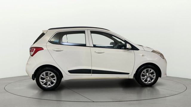 Hyundai Grand i10 1.2 Kappa Magna BSIV Second-hand 2019 Hyundai Grand i10 1.2 Kappa Magna BSIV for sale in New Delhi