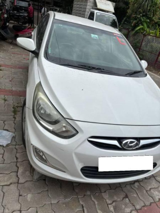 Second-hand 2013 Hyundai Verna 1.4 CRDi for sale in Lucknow
