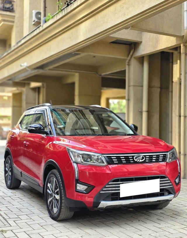 Mahindra XUV300 W8 Diesel BSIV Second-hand 2020 Mahindra XUV300 W8 Diesel BSIV for sale in Nashik