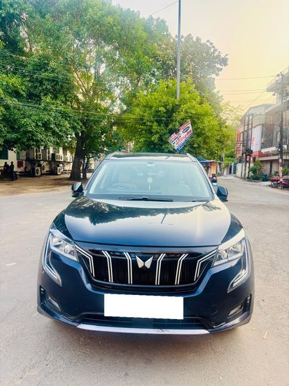 2023 Mahindra XUV700 AX3 AT BSVI