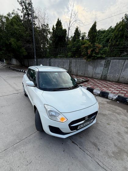 2022 Maruti Suzuki Swift VXI AMT BSVI