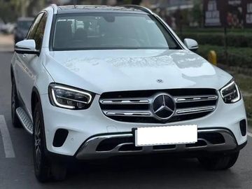 Used 220d 4MATIC