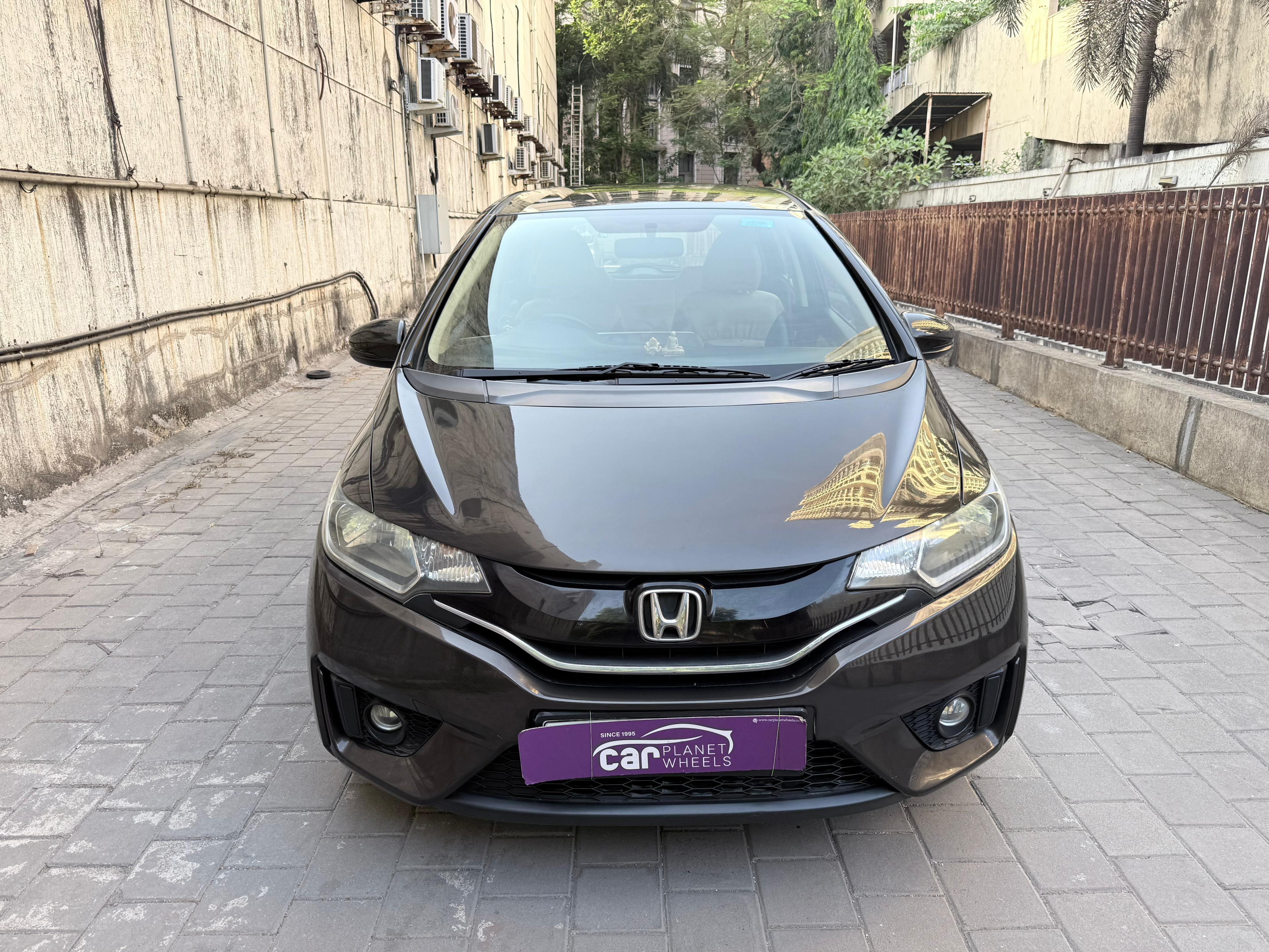 Used Brown Honda Jazz Cars in Vashi - 8 Second Hand Brown Honda