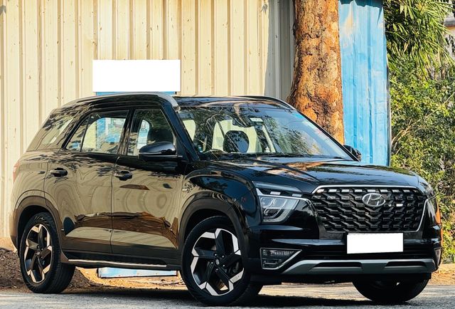 Hyundai Alcazar 1.5 Signature (O) 7-Seater Diesel AT Second-hand 2022 Hyundai Alcazar 1.5 Signature (O) 7-Seater Diesel AT for sale in Nashik