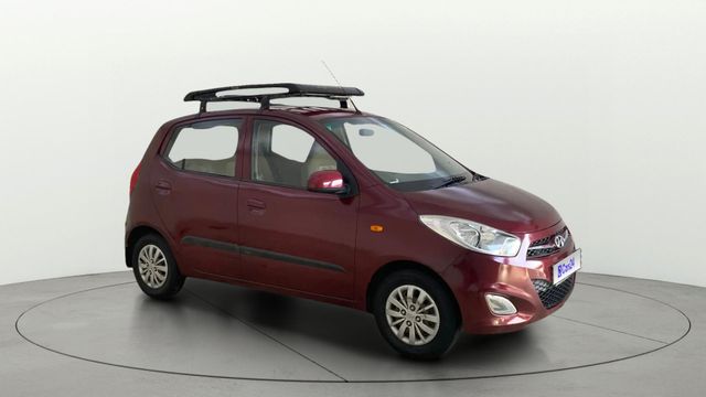 Second-hand 2014 Hyundai i10 Sportz for sale in Thane