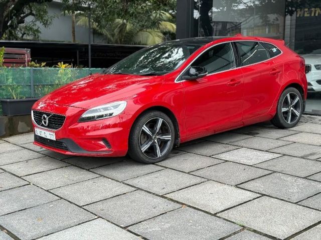 Volvo V40 D3 R Design Second-hand 2017 Volvo V40 D3 R Design for sale in Ernakulam