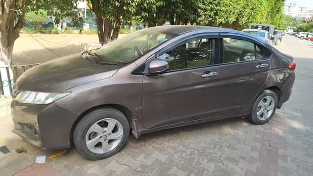 Honda City i VTEC V Second-hand 2015 Honda City i VTEC V for sale in Fatehpur