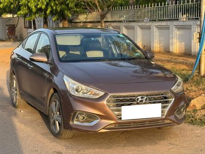 2019 हुंडई वरना CRDi 1.6 AT SX
