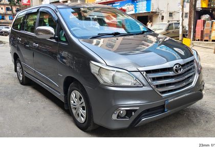 Used 2.5 EV (Diesel) PS 8 Seater BS IV