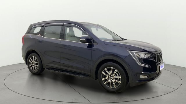 Mahindra XUV700 AX7 AT Luxury Pack BSVI Second-hand 2025 Mahindra XUV700 AX7 AT Luxury Pack BSVI for sale in Ahmedabad