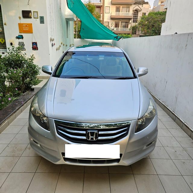Honda New Accord 2.4 M/T Second-hand 2011 Honda New Accord 2.4 M/T for sale in Gurgaon