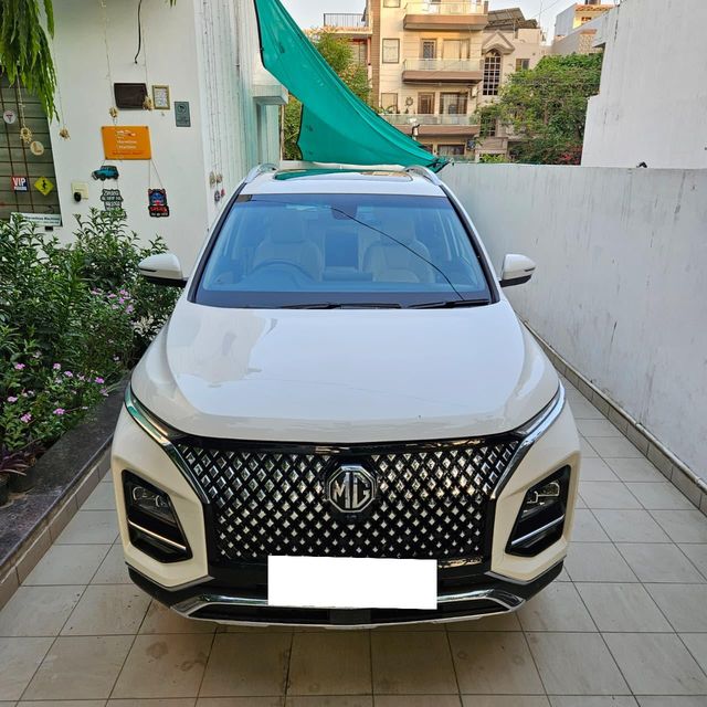 Second-hand 2023 MG Hector Sharp Pro CVT 2023-2025 for sale in Gurgaon
