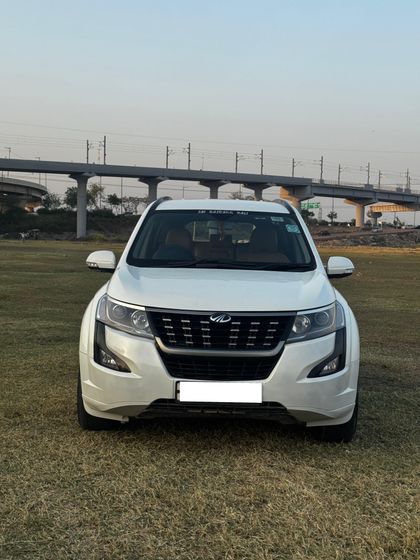 2019 Mahindra XUV500 W11 FWD Diesel