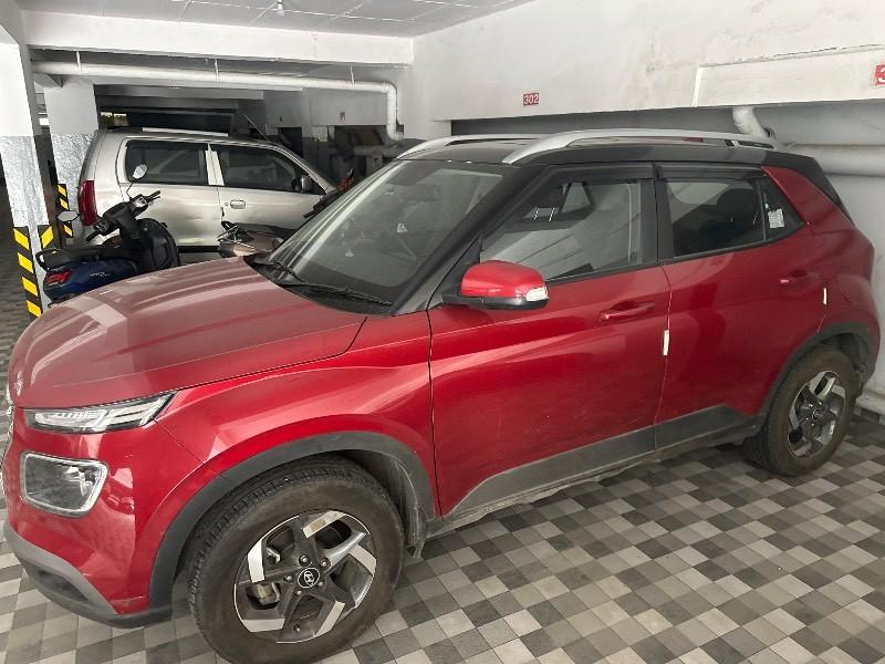 Buy Used Hyundai Venue SX Turbo iMT of 2021 model @ 9,00,000 INR in ...