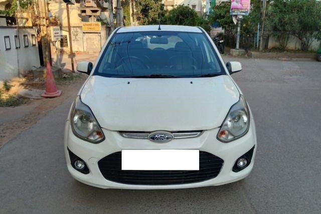 Second-hand 2015 Ford Figo Diesel ZXI for sale in Hyderabad