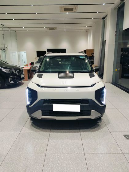 2025 Kia Syros HTX Turbo
