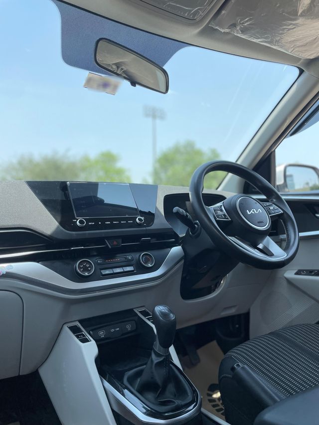 Kia Carens Prestige BSVI Second-hand 2022 Kia Carens Prestige BSVI for sale in New Delhi