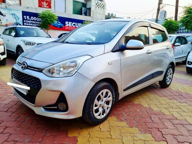 Hyundai i10 Sportz 1.1L Second-hand 2017 Hyundai i10 Sportz 1.1L for sale in Gorakhpur