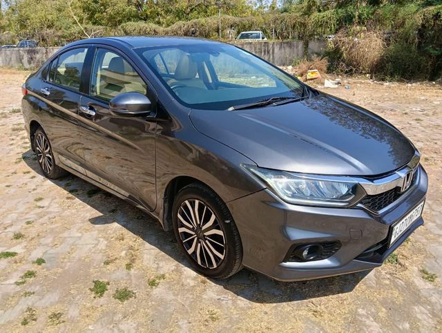 Honda City i-VTEC CVT ZX Second-hand 2018 Honda City i-VTEC CVT ZX for sale in Ahmedabad