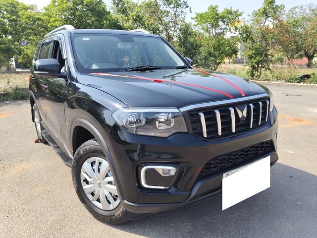 Mahindra Scorpio N Z2 Diesel Second-hand 2024 Mahindra Scorpio N Z2 Diesel for sale in New Delhi