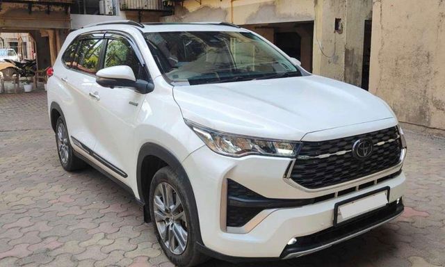 Toyota Innova Hycross ZX(O) Hybrid BSVI Second-hand 2023 Toyota Innova Hycross ZX(O) Hybrid BSVI for sale in New Delhi