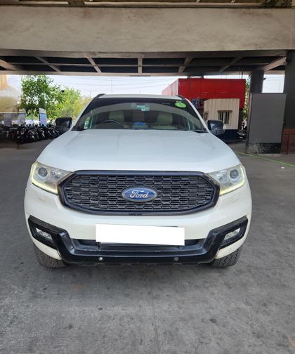 2016 Ford Endeavour 3.2 Titanium AT 4X4