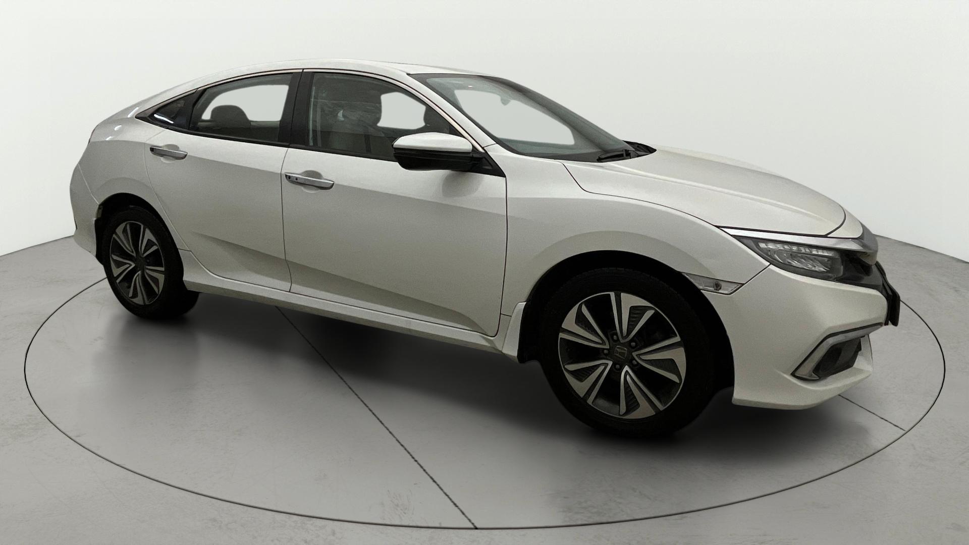 メイ Buy Used Honda Civic ZX of 2019 model @ 9,91,386 INR in Ghaziabad