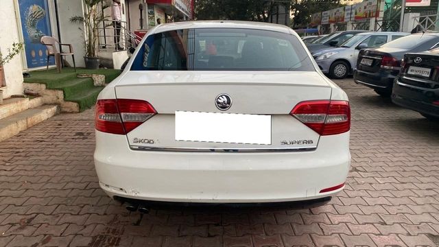 Second-hand 2015 Skoda Superb Elegance 1.8 TSI AT for sale in Pune