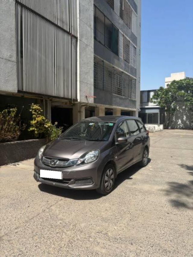 Second-hand 2014 Honda Mobilio S i-VTEC for sale in Ahmedabad