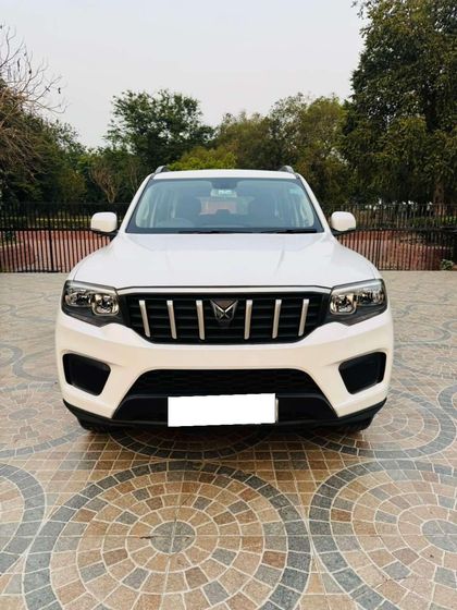 2025 Mahindra Scorpio N Z4