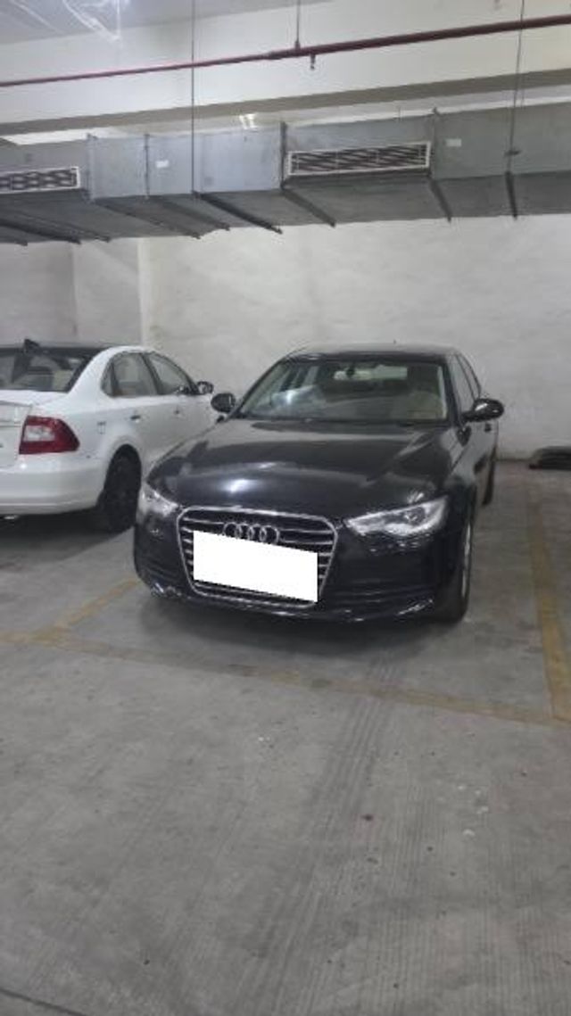 Audi A6 2.0 TFSI Premium Second-hand 2013 Audi A6 2.0 TFSI Premium for sale in Ahmedabad