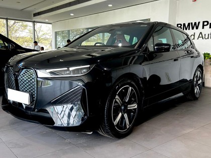 BMW iX xDrive40