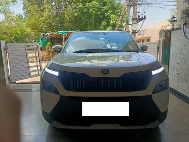 Skoda Kylaq Signature AT Second-hand 2025 Skoda Kylaq Signature AT for sale in Kota