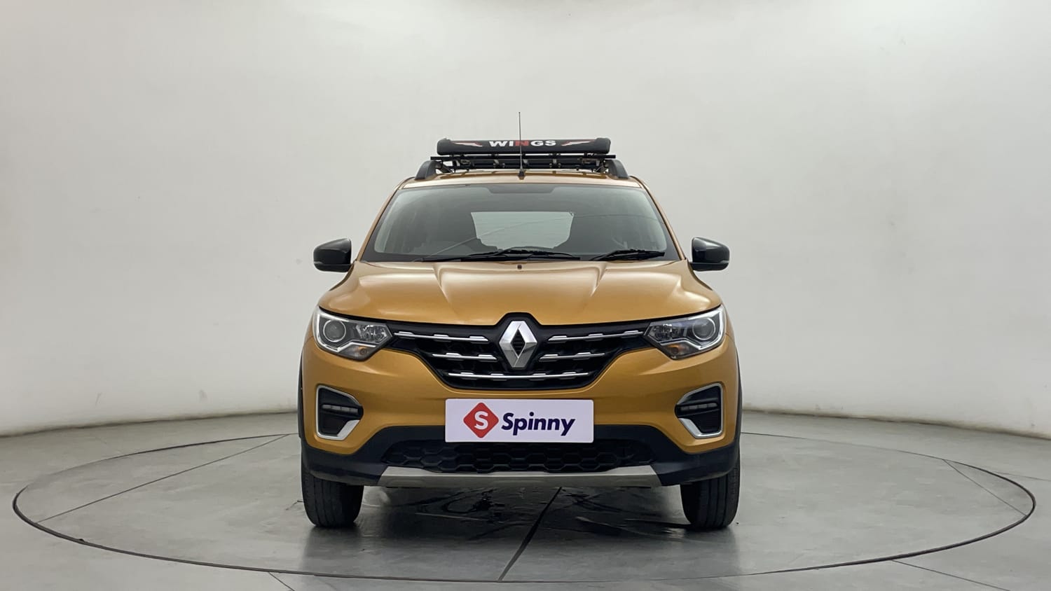 Buy Used Renault Triber RXZ EASY-R AMT of 2022 model @ 5,89,000 INR in ...