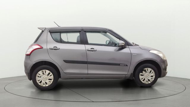Second-hand 2013 Maruti Suzuki Swift VXI for sale in Bangalore