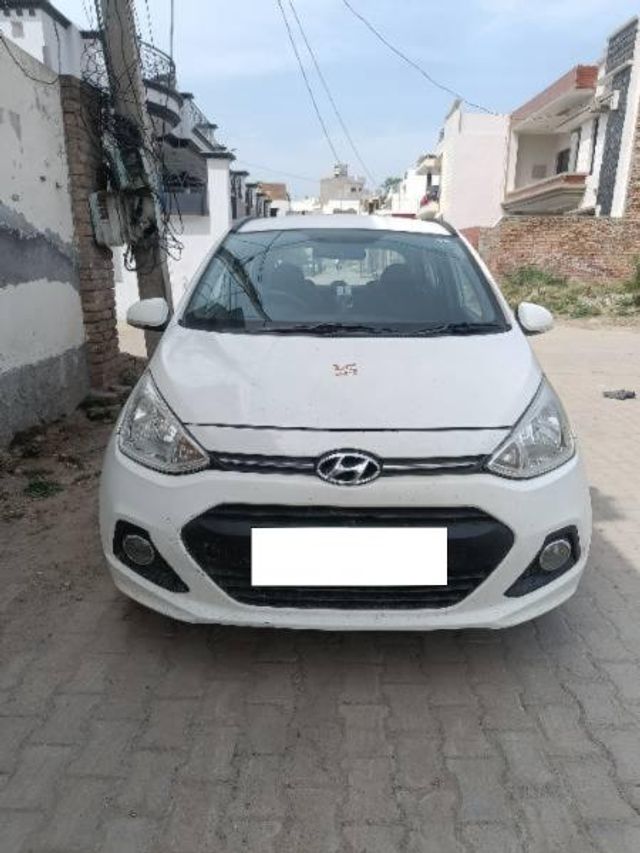 Hyundai Grand i10 CRDi Sportz Second-hand 2015 Hyundai Grand i10 CRDi Sportz for sale in Firozpur