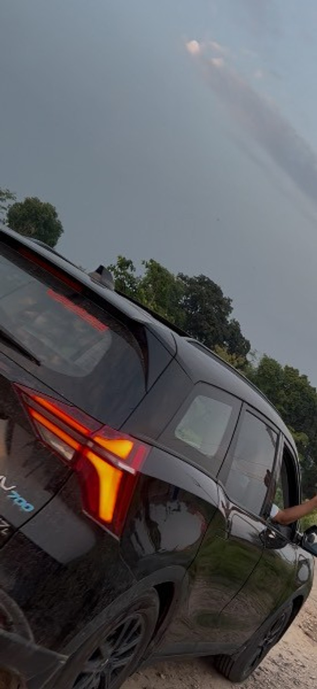 Used 2024 Mahindra XUV700 Diesel Manual in Madhubani at ₹22 Lakh - CarDekho