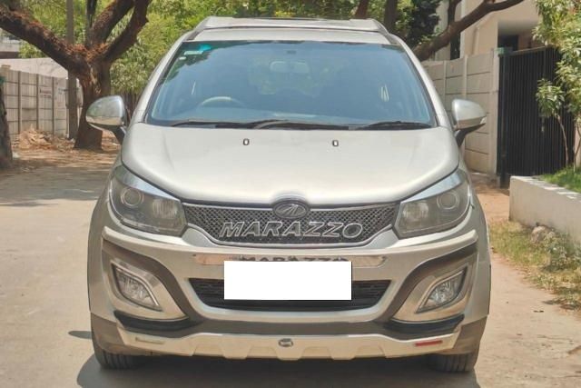 Mahindra Marazzo M6 8Str Second-hand 2018 Mahindra Marazzo M6 8Str for sale in Hyderabad