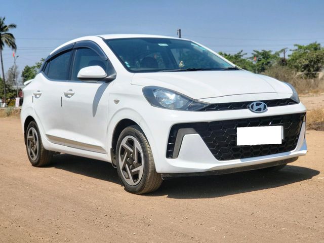 Second-hand 2024 Hyundai Aura S CNG for sale in Nashik