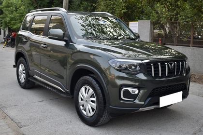 2023 Mahindra Scorpio N Z8 BSVI