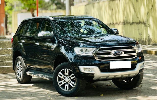Ford Endeavour 2.2 Titanium AT 4X2 Second-hand 2018 Ford Endeavour 2.2 Titanium AT 4X2 for sale in Pune