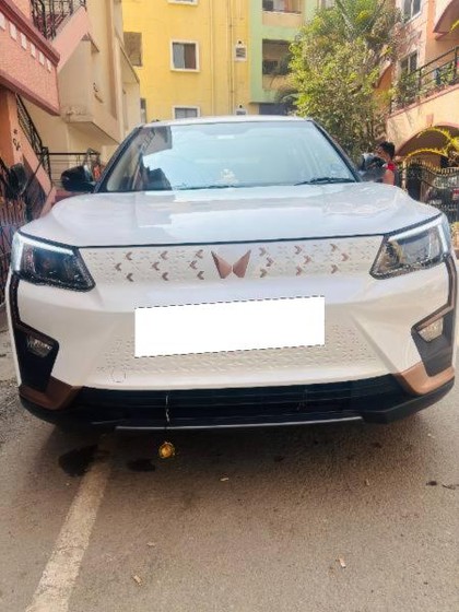 Mahindra XUV400 EV EL Pro 345 kWh