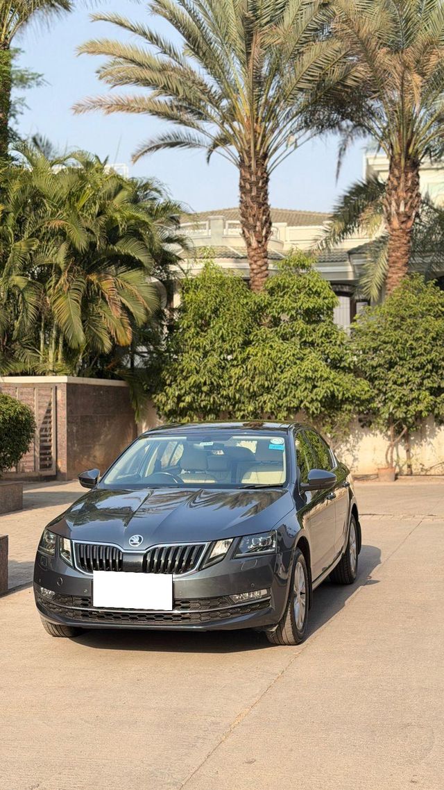 Skoda Octavia 2.0 TDI AT L K Second-hand 2018 Skoda Octavia 2.0 TDI AT L K for sale in Nashik