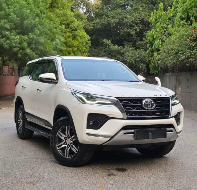 Toyota Fortuner 4X2 Diesel AT Second-hand 2024 Toyota Fortuner 4X2 Diesel AT for sale in New Delhi