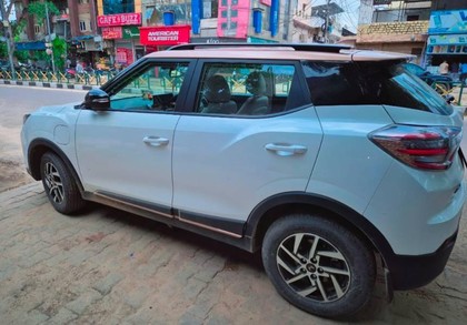 Mahindra XUV400 EV EC