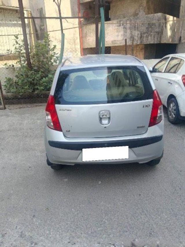 Second-hand 2009 Hyundai i10 Magna 1.2 for sale in Surat