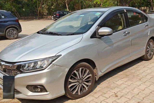Second-hand 2017 Honda City i-VTEC CVT ZX for sale in New Delhi
